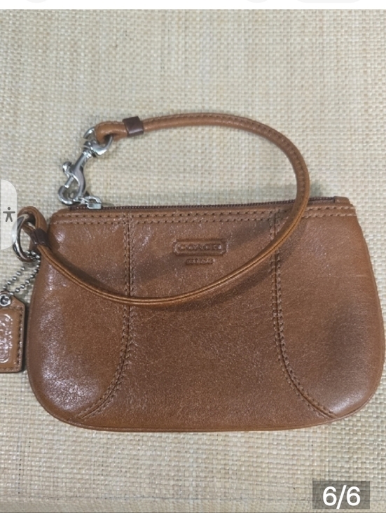 Coach Handbags - COACH Vintage Brown Leather Wristlet Like- New